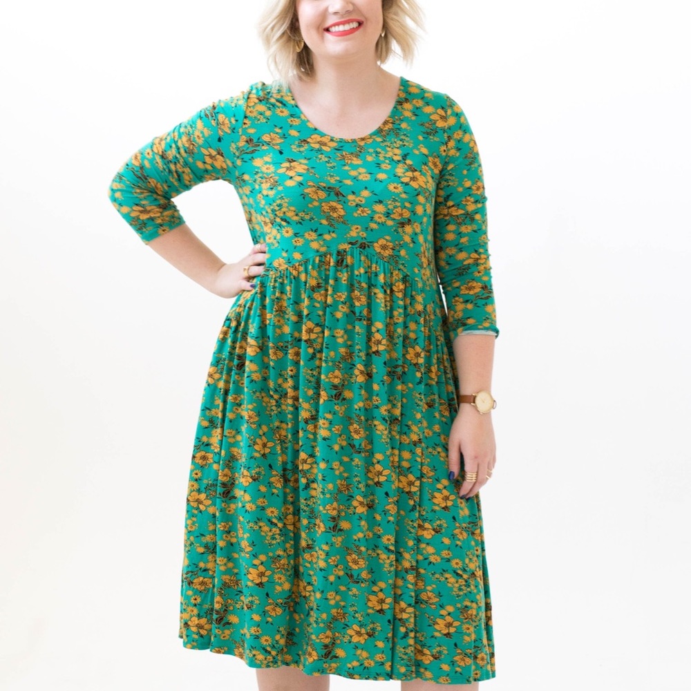 NWT Agnes & Dora size L Oakley dress green
